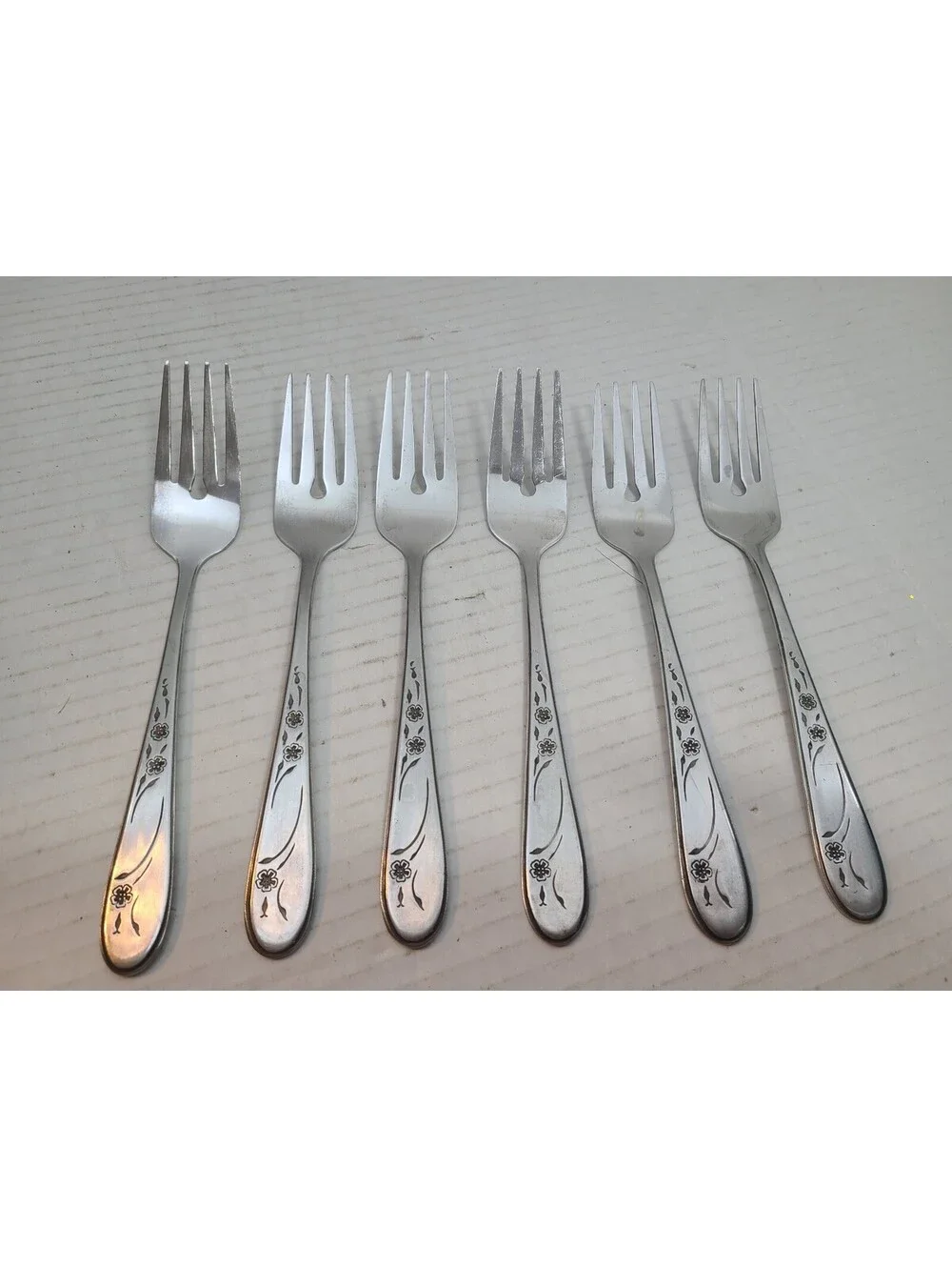 Lot of 6 Rogers Vintage Rose Pattern Flatware Forks MCM